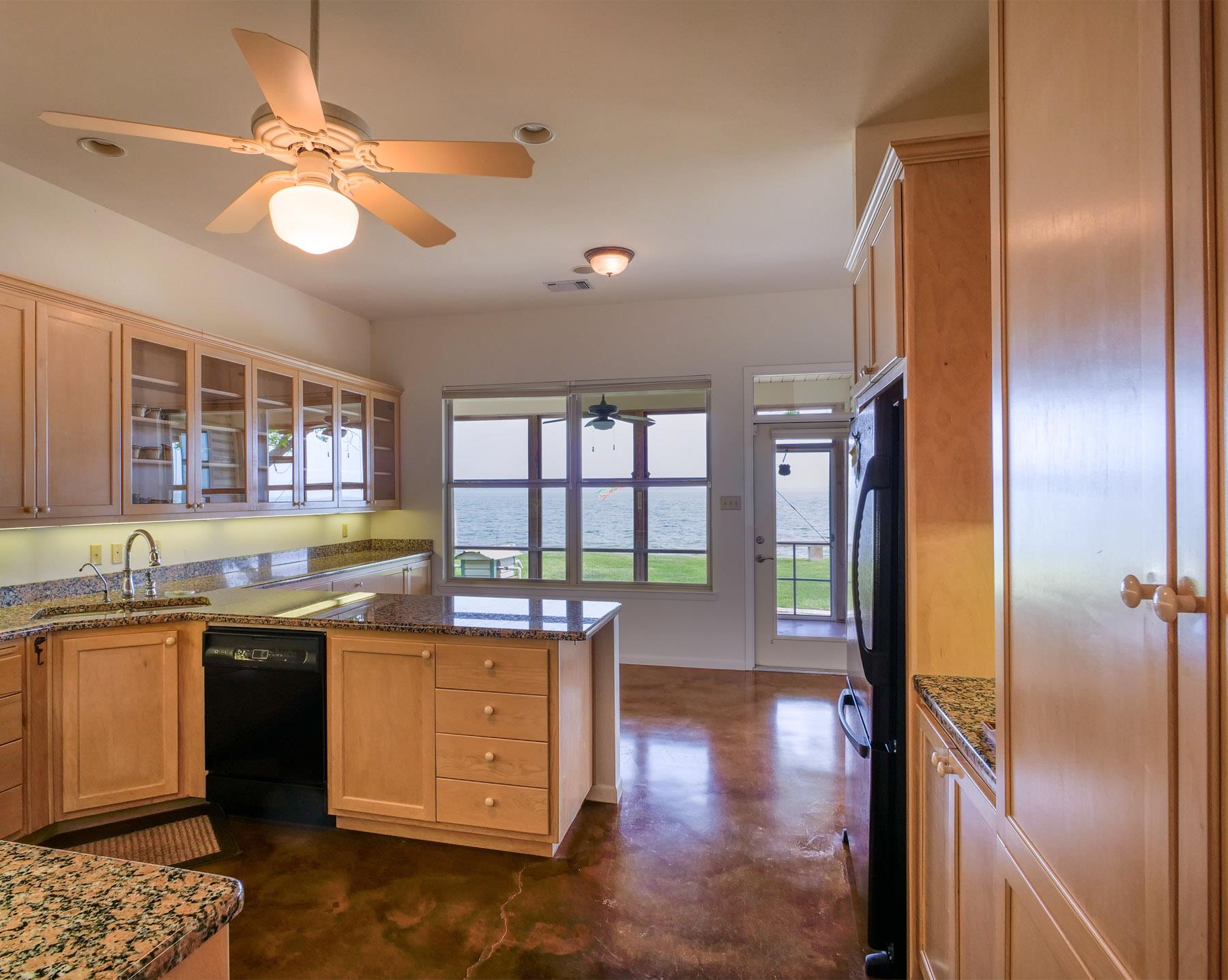 736 W Lakecrest Drive Bluffton TX 78607