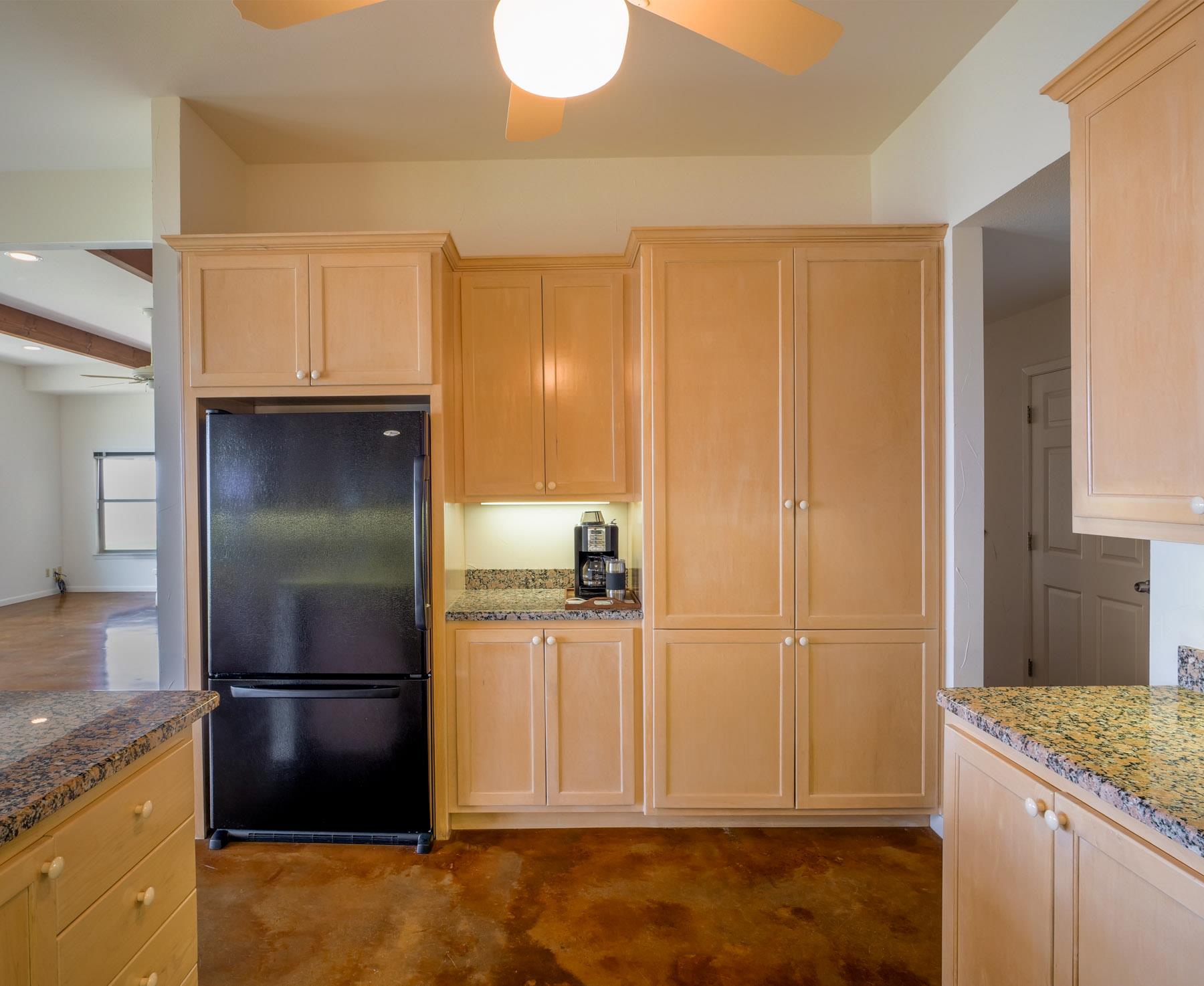 736 W Lakecrest Drive Bluffton TX 78607