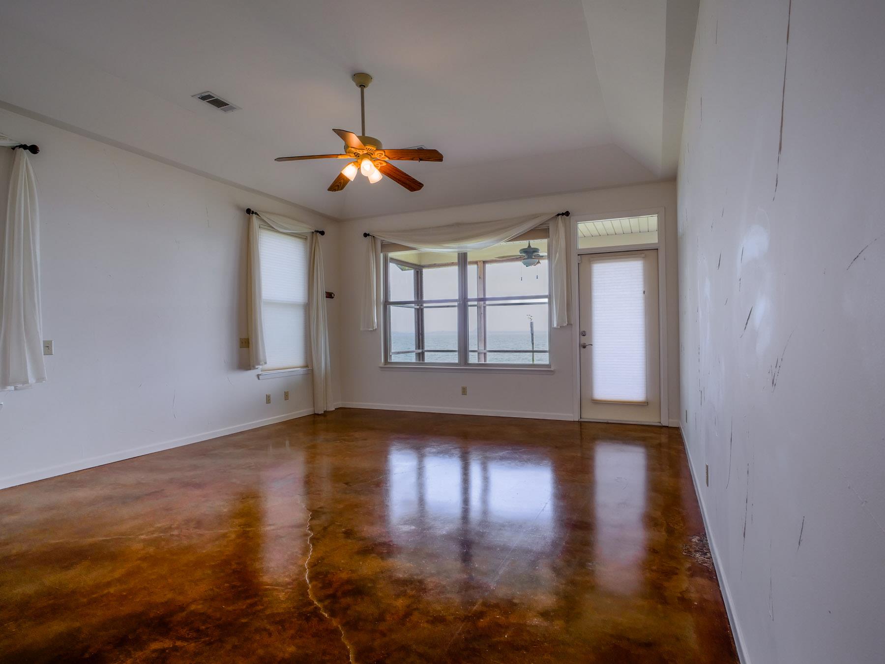 736 W Lakecrest Drive Bluffton TX 78607