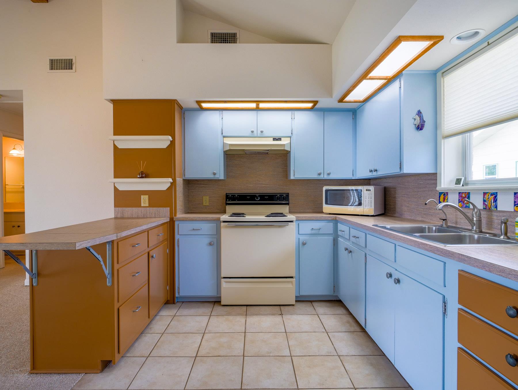 736 W Lakecrest Drive Bluffton TX 78607