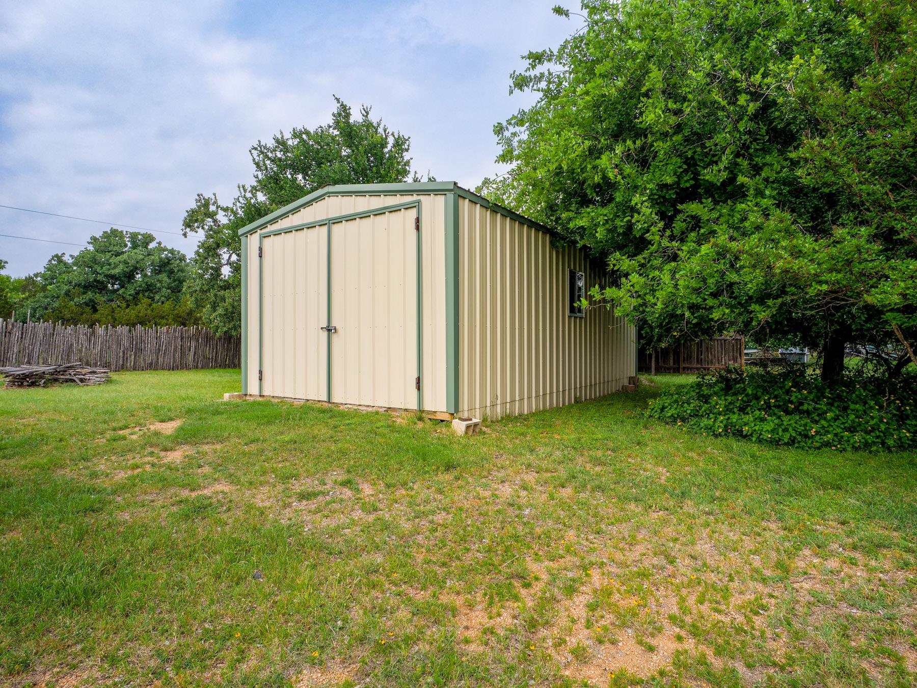 736 W Lakecrest Drive Bluffton TX 78607