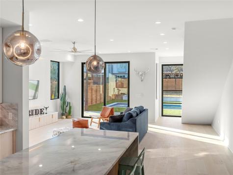 2107 Brackenridge Street Austin TX 78704