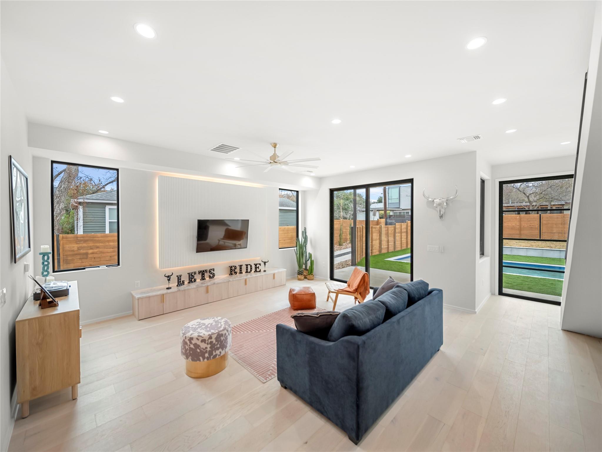 2107 Brackenridge Street Austin TX 78704
