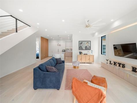 2107 Brackenridge Street Austin TX 78704