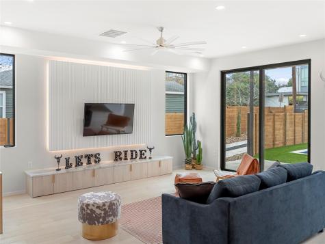 2107 Brackenridge Street Austin TX 78704