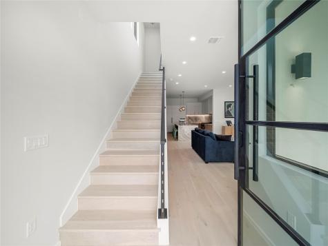 2107 Brackenridge Street Austin TX 78704