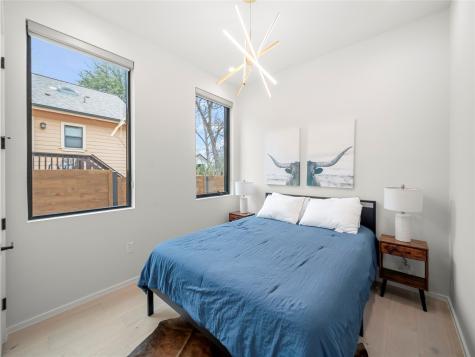 2107 Brackenridge Street Austin TX 78704