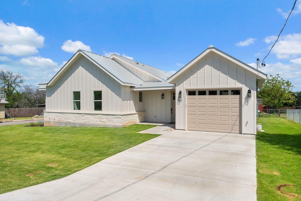 501 Ranchview Drive Johnson City TX 78636