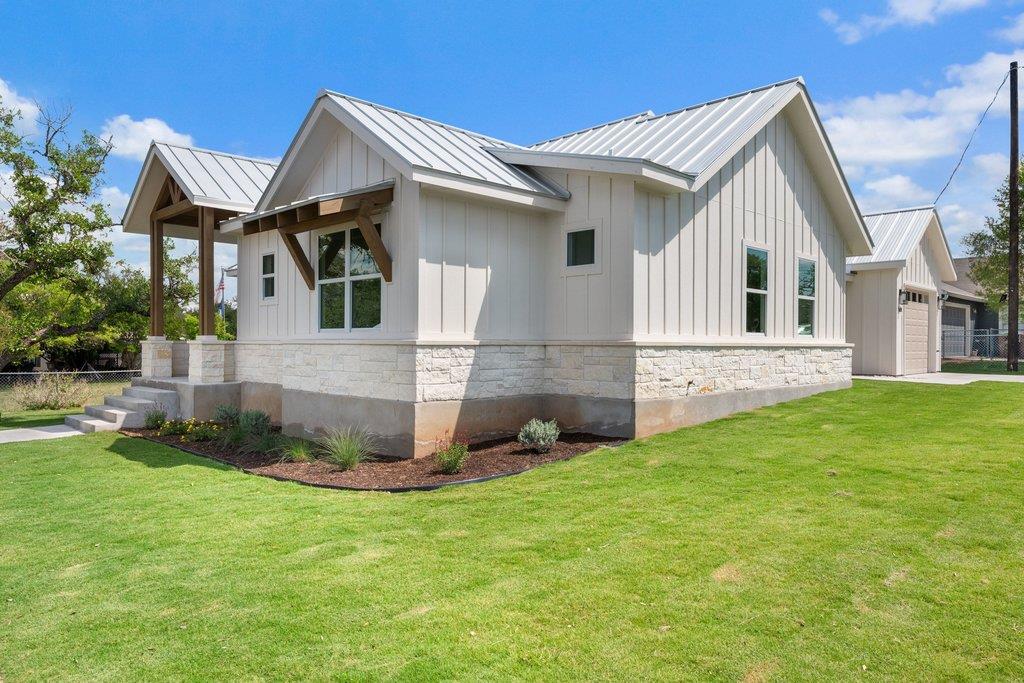 501 Ranchview Drive Johnson City TX 78636