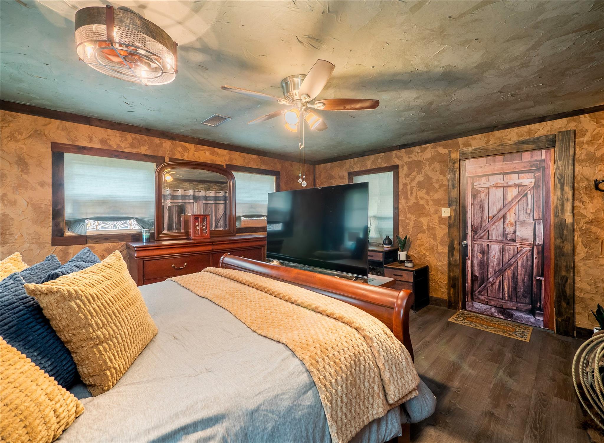 1207 Flag Street Llano TX 78643