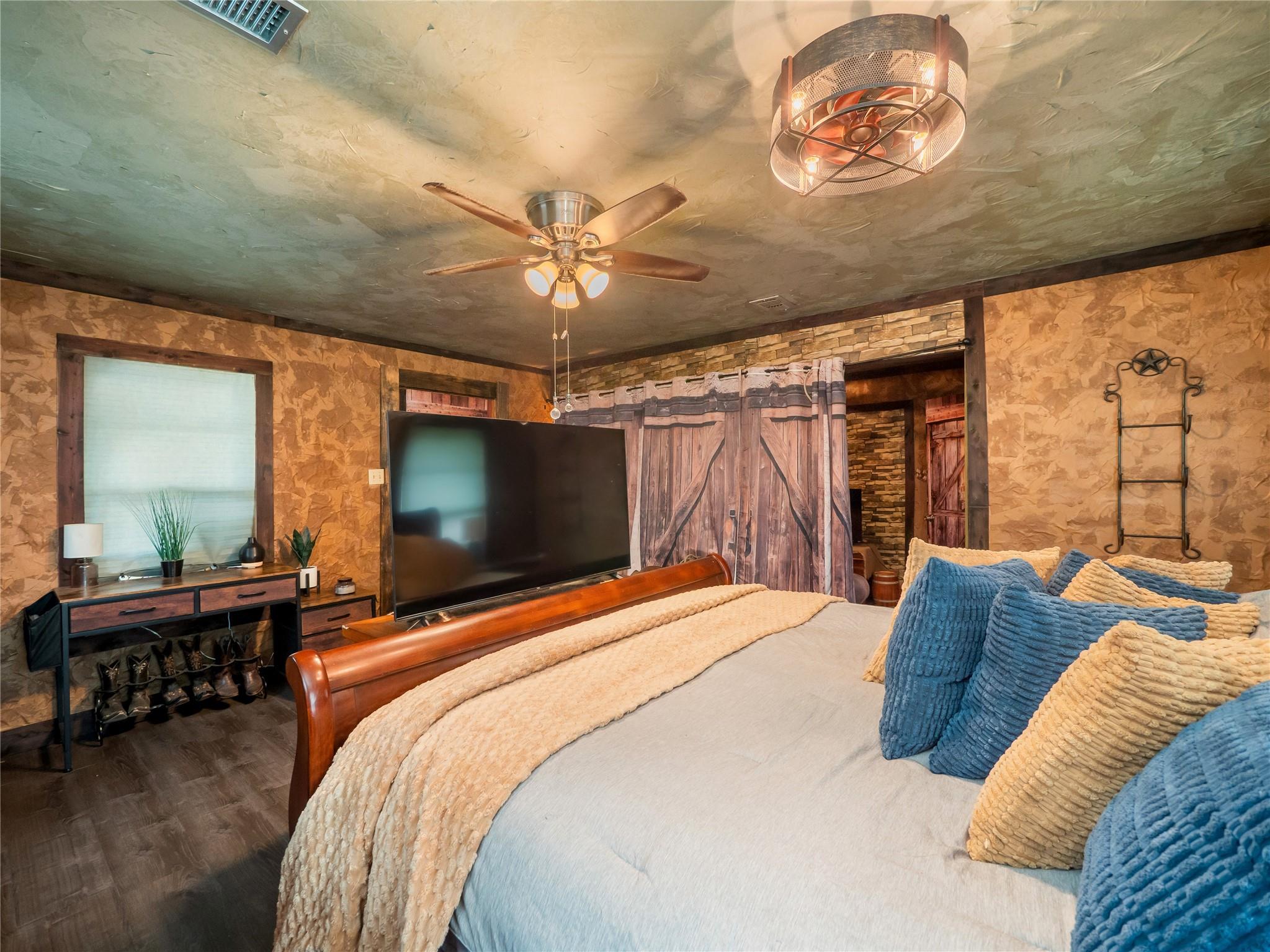 1207 Flag Street Llano TX 78643