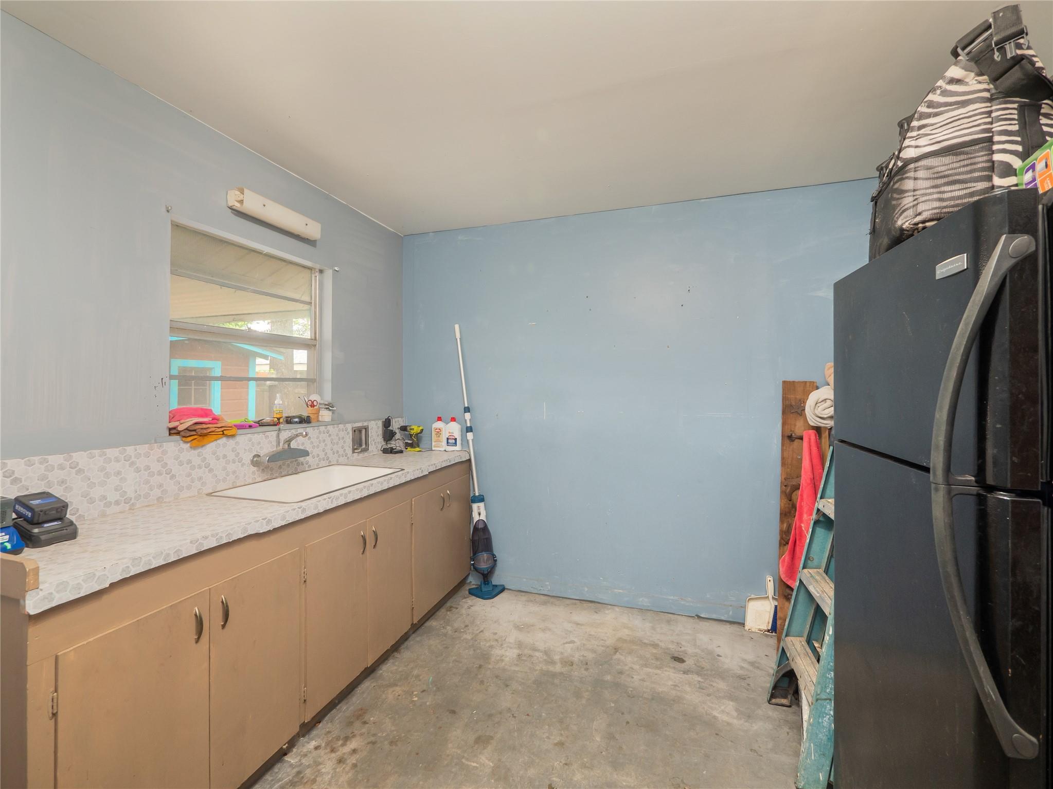 1207 Flag Street Llano TX 78643