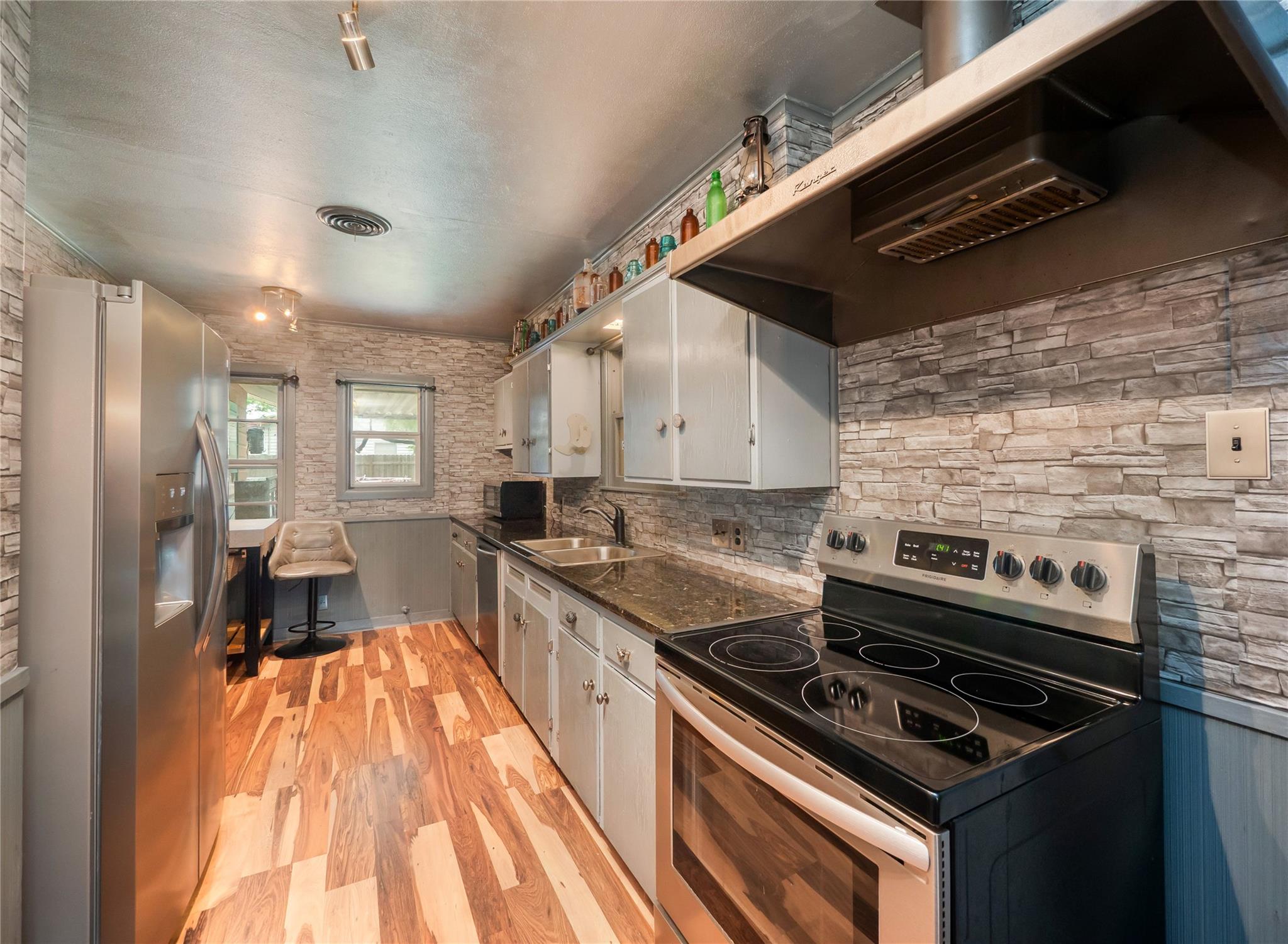 1207 Flag Street Llano TX 78643