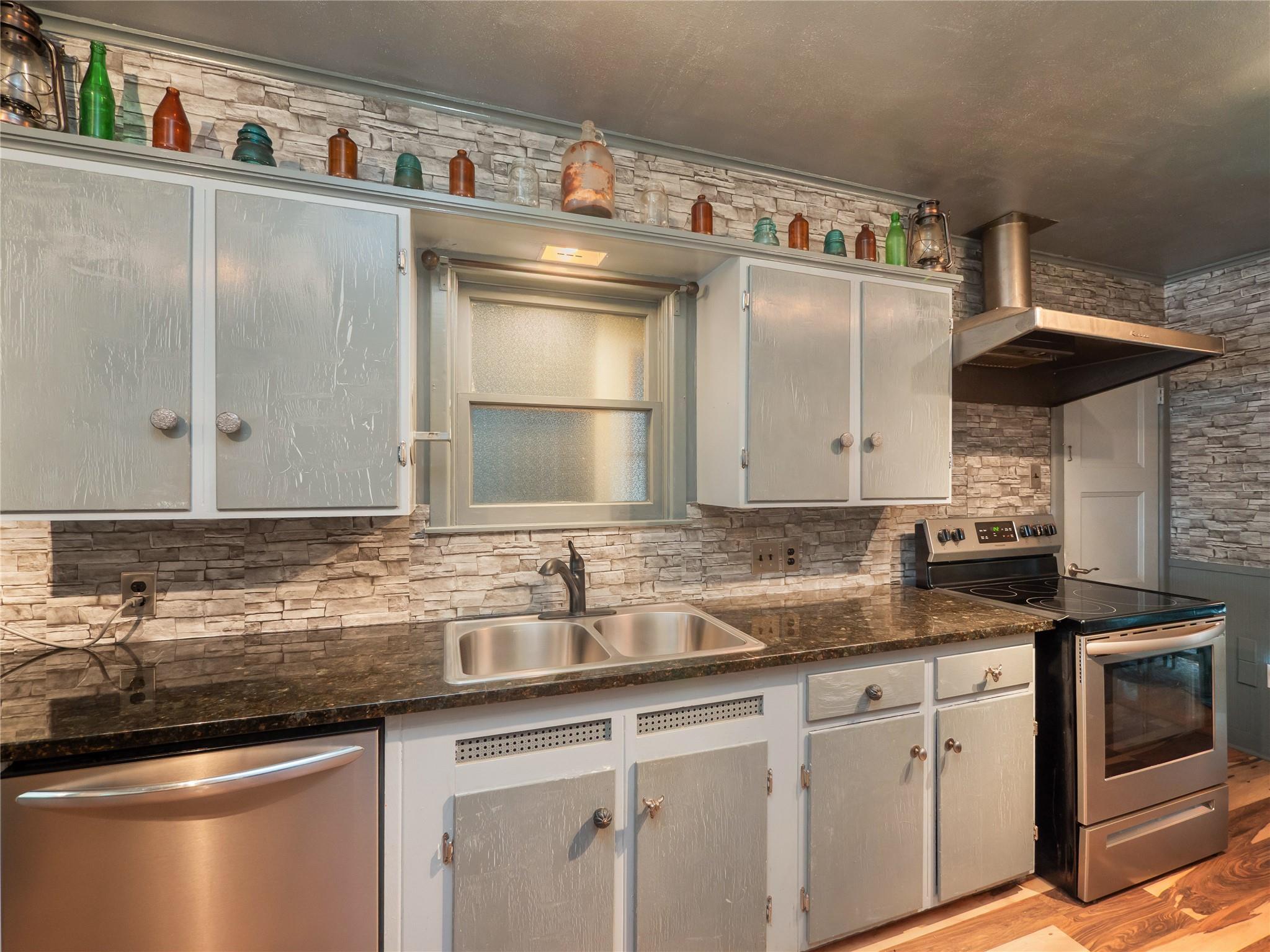 1207 Flag Street Llano TX 78643
