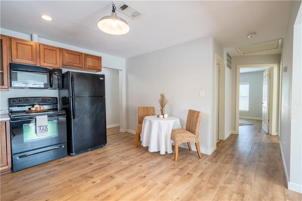 301 N Lewis Street Round Rock TX 78664