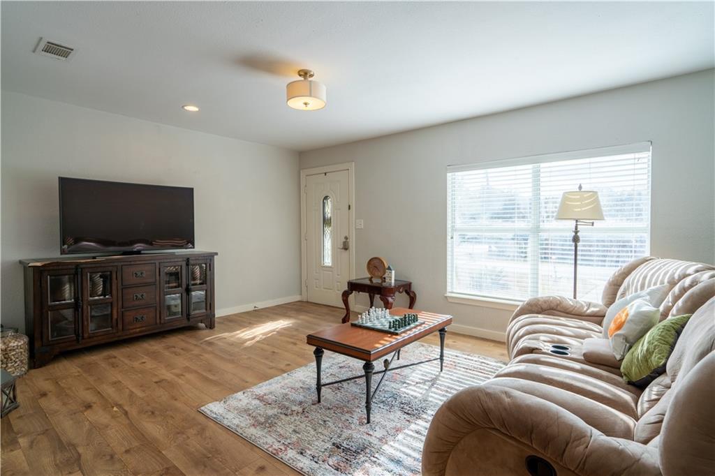 301 N Lewis Street Round Rock TX 78664