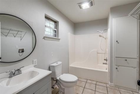 417 N Blanco Street Lockhart TX 78644