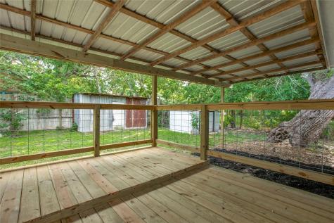 417 N Blanco Street Lockhart TX 78644