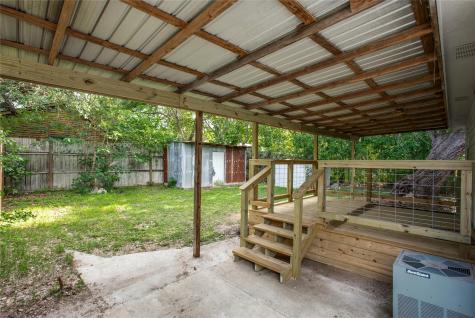 417 N Blanco Street Lockhart TX 78644