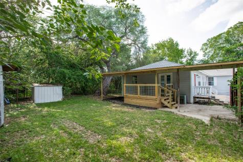 417 N Blanco Street Lockhart TX 78644