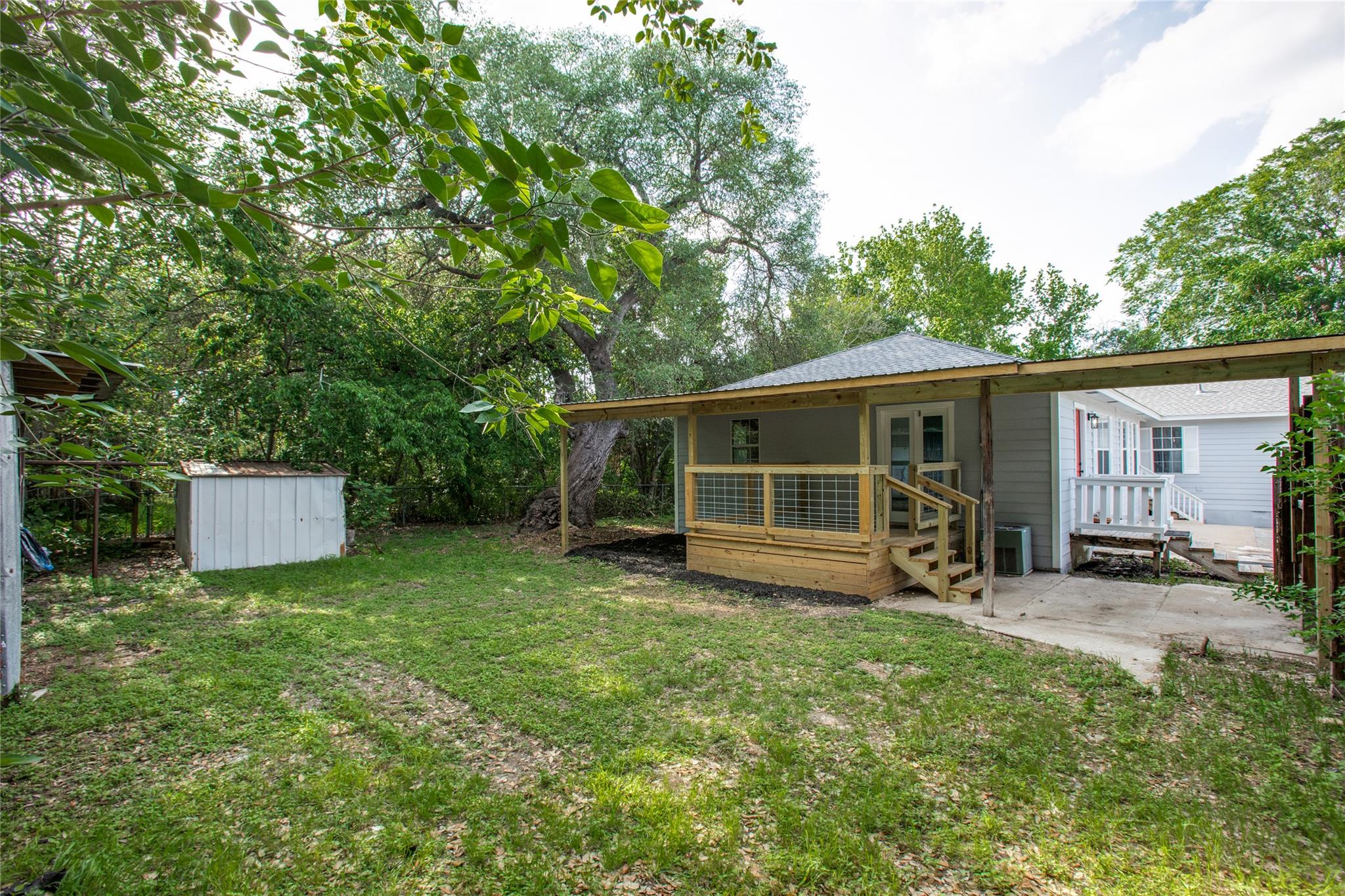 417 N Blanco Street Lockhart TX 78644