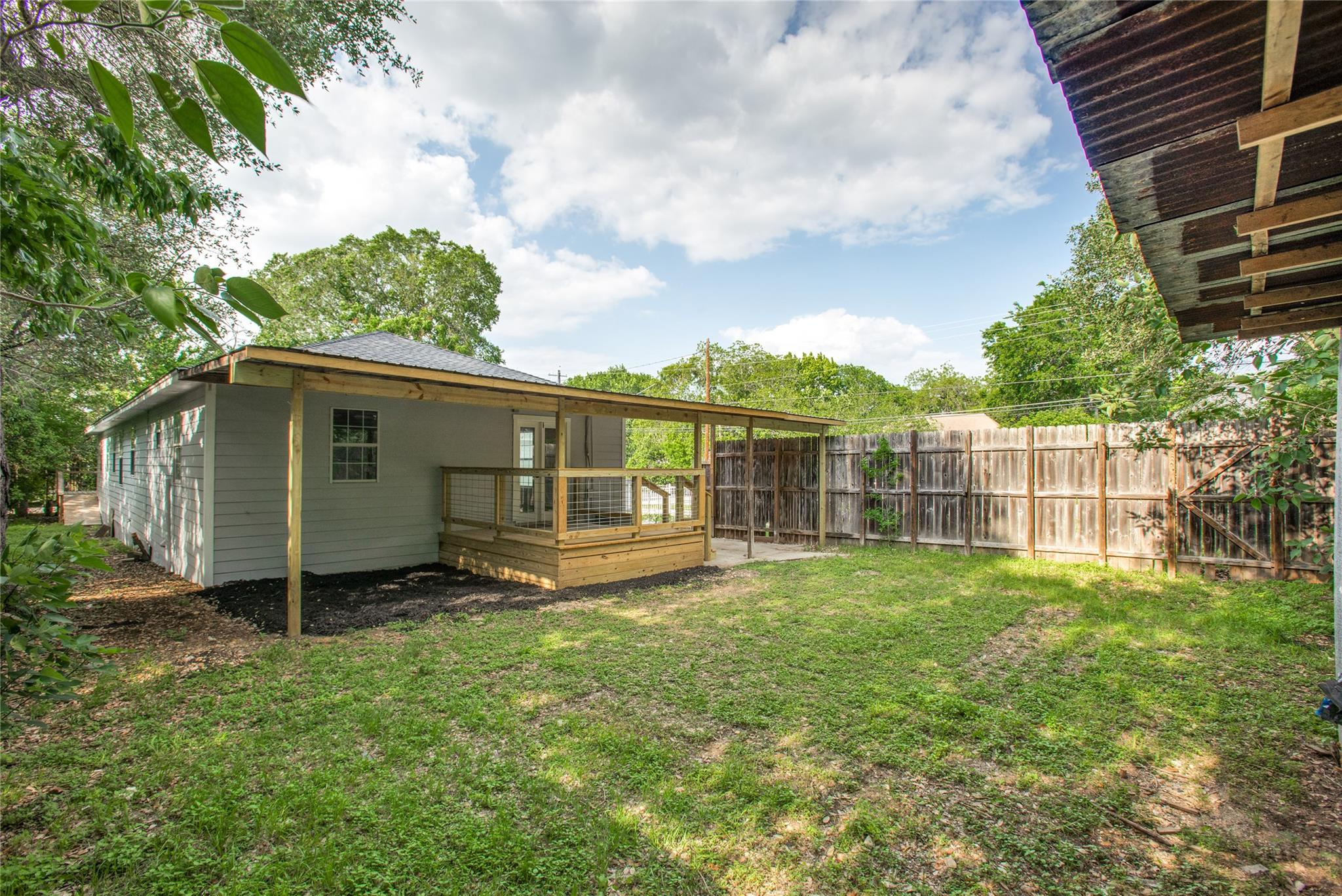 417 N Blanco Street Lockhart TX 78644