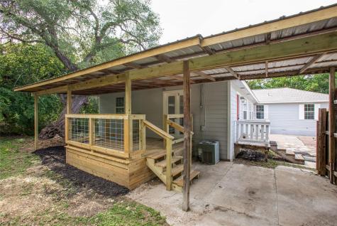 417 N Blanco Street Lockhart TX 78644