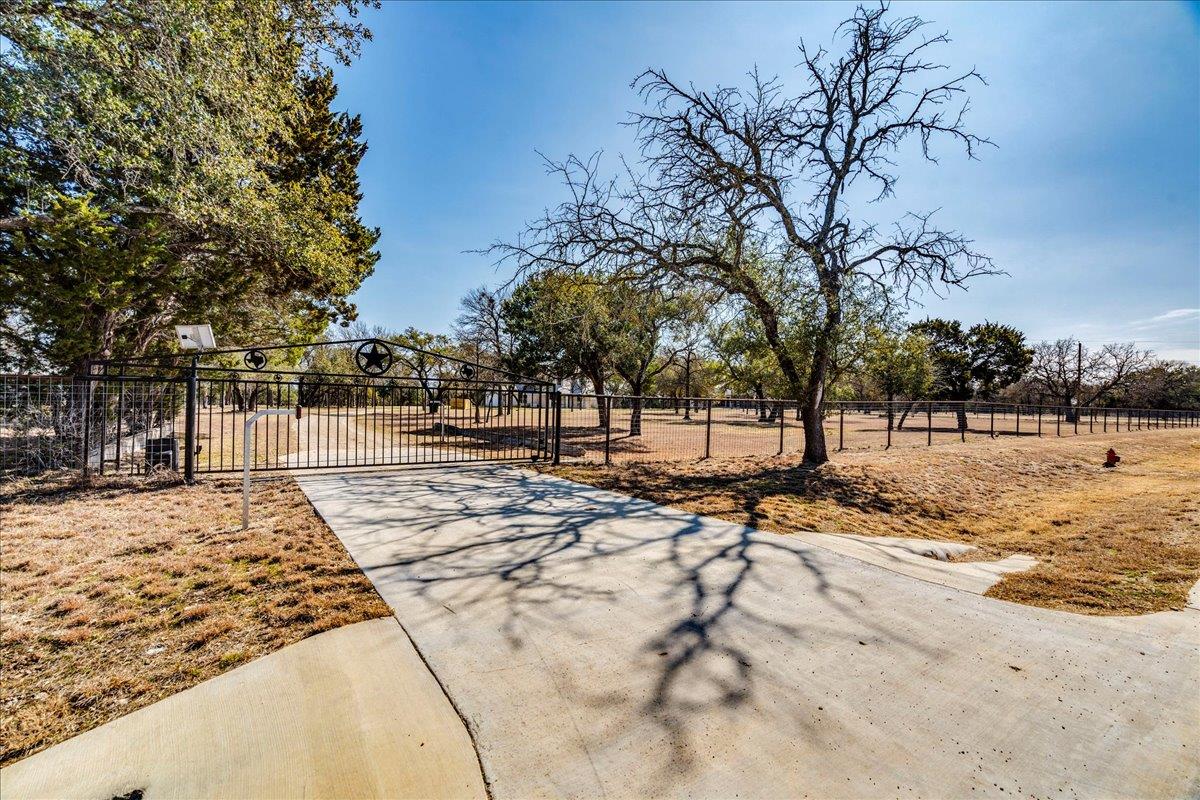 8301 Brewer Lane Salado TX 76571