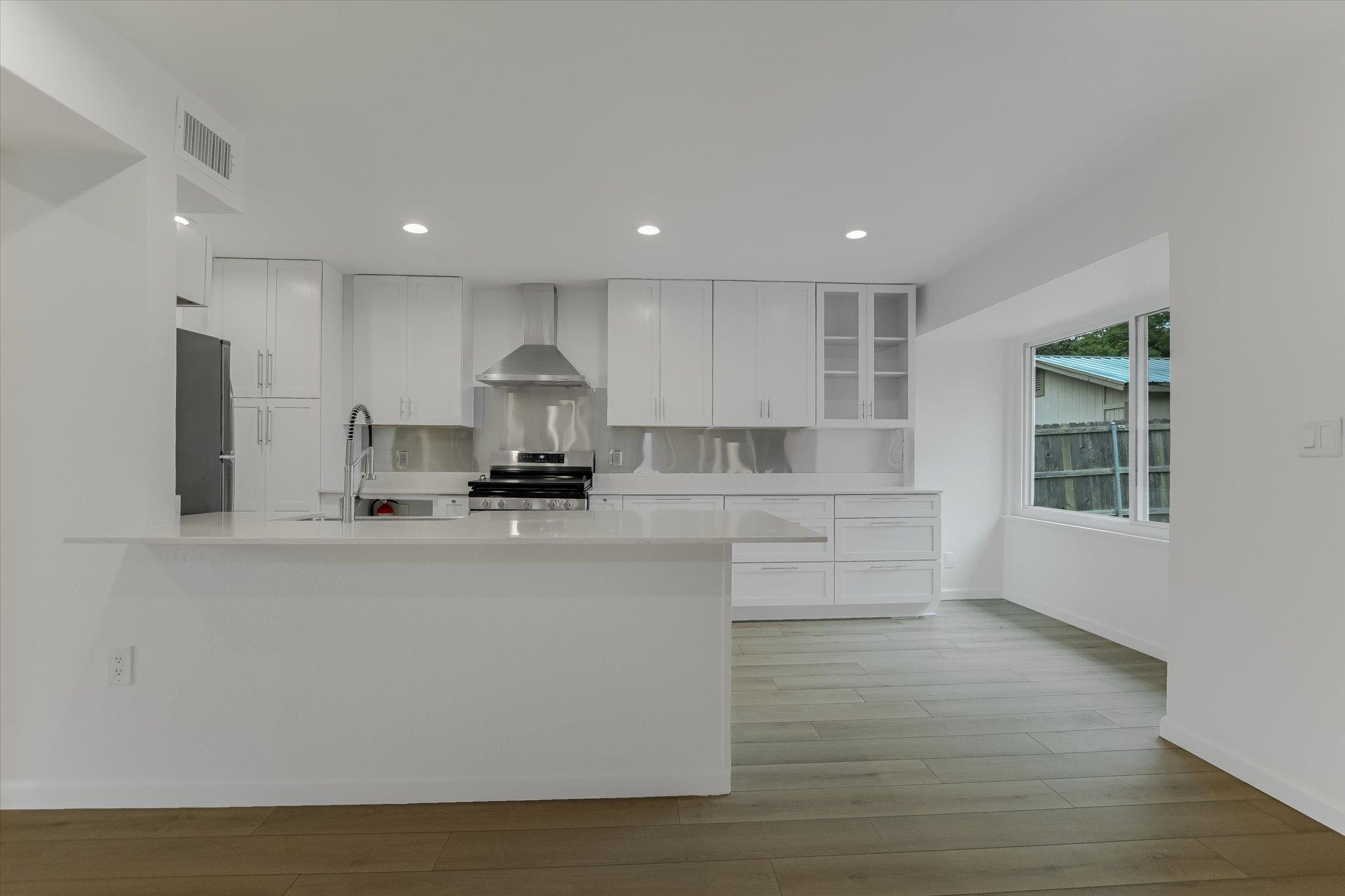 2605 Loyola Lane Austin TX 78723