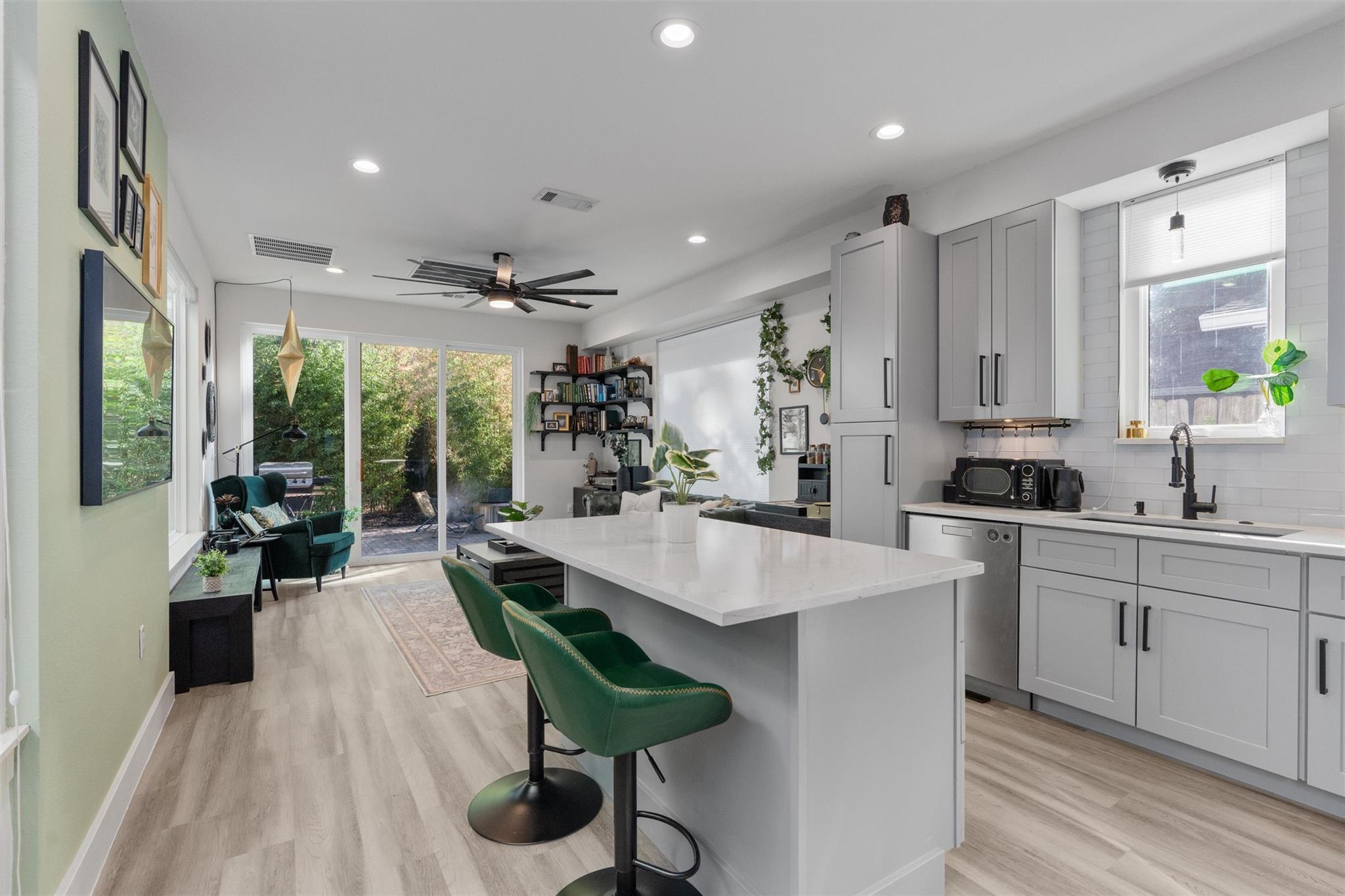 2703 E 3rd Street Austin TX 78702