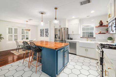 4607 Cedar Point Drive Austin TX 78723