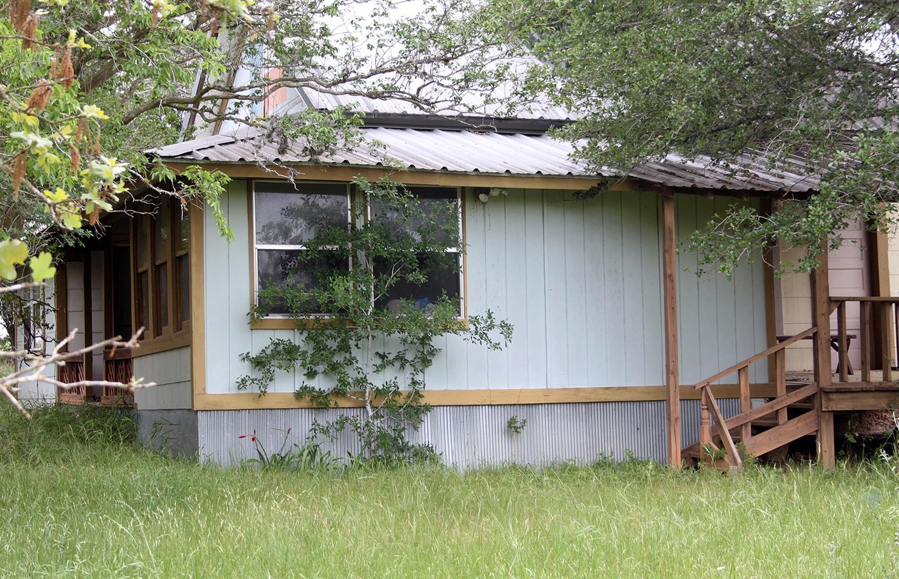 7887 Pettytown Road Red Rock TX 78662