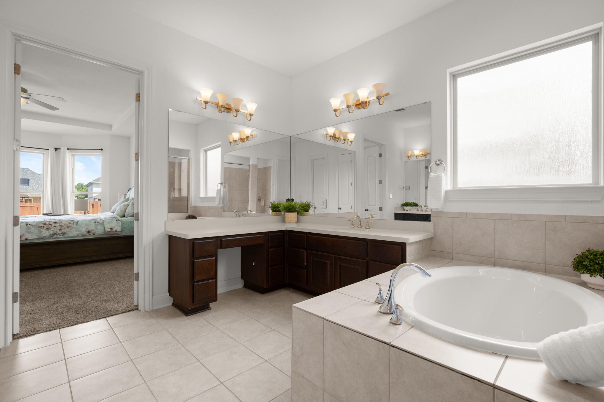 2817 Gatlin Cove Leander TX 78641