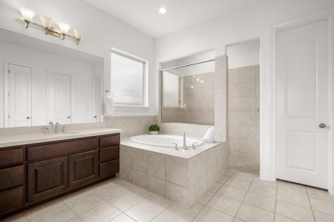 2817 Gatlin Cove Leander TX 78641