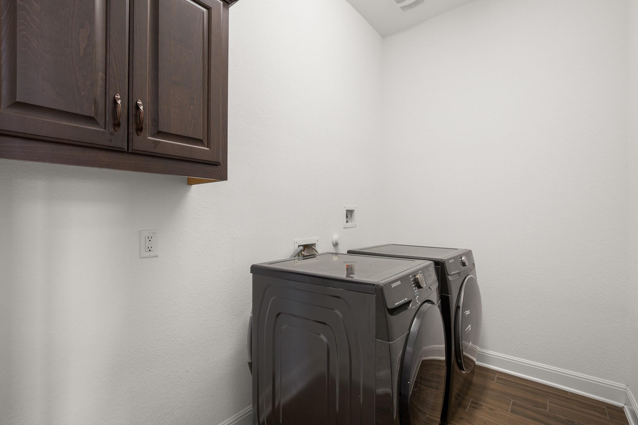 2817 Gatlin Cove Leander TX 78641
