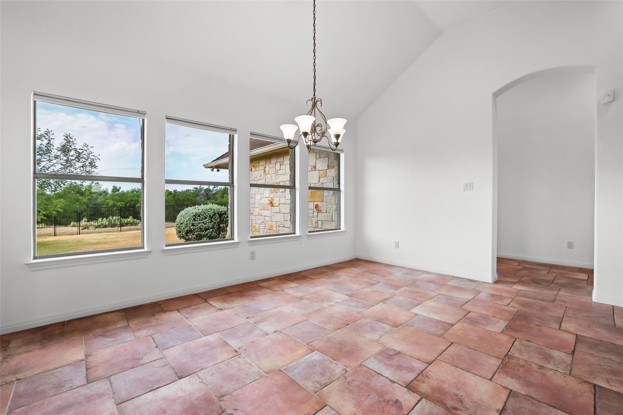 1106 Squaw Valley Leander TX 78641