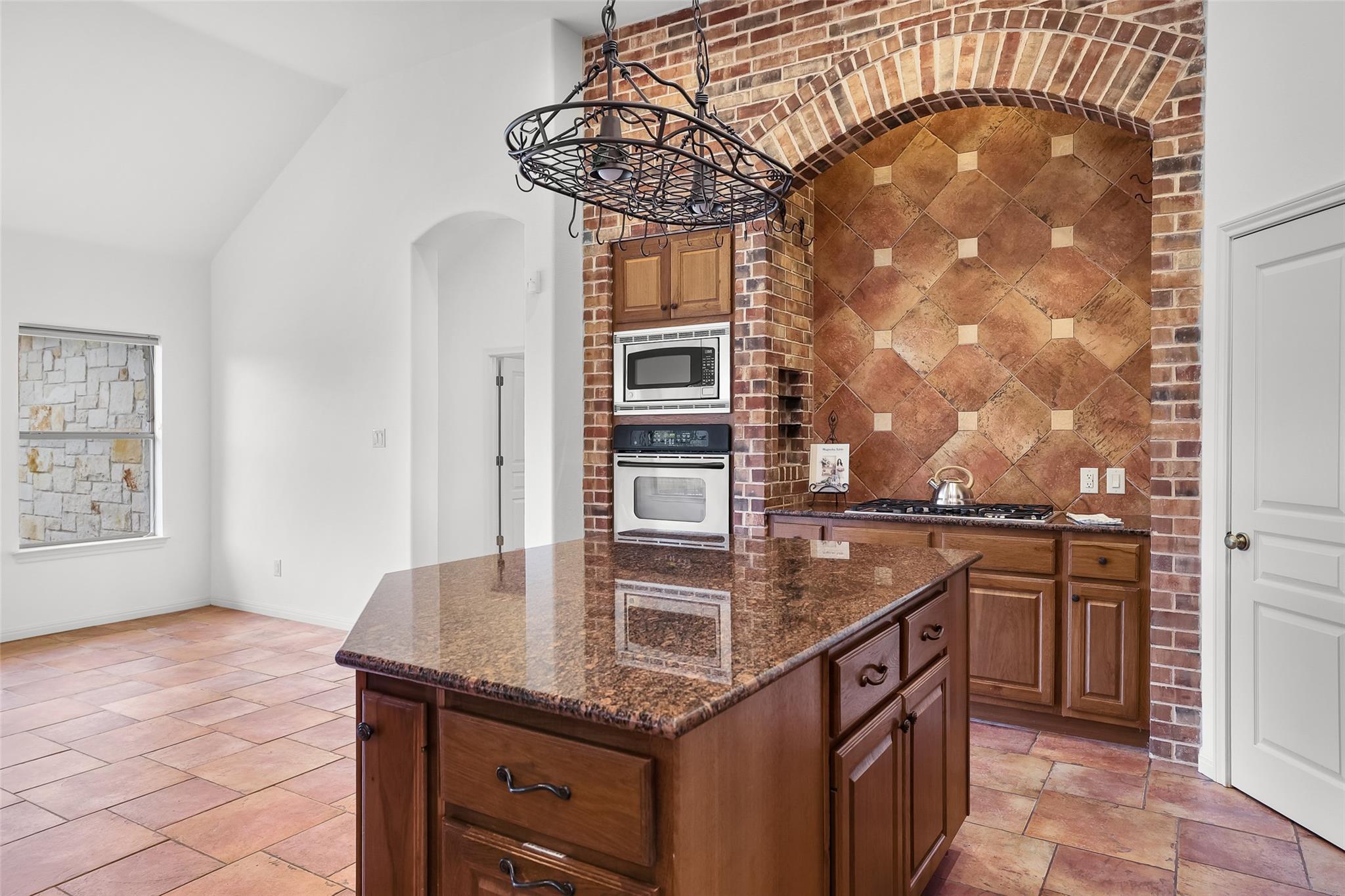 1106 Squaw Valley Leander TX 78641