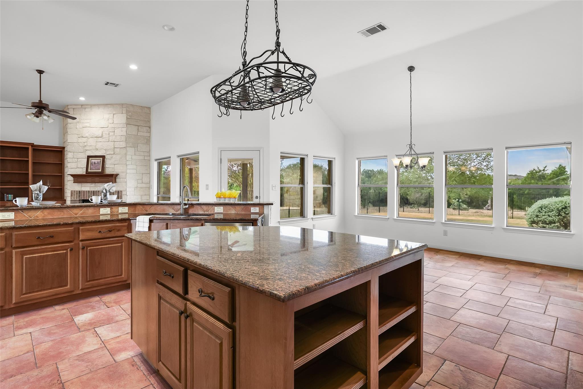 1106 Squaw Valley Leander TX 78641