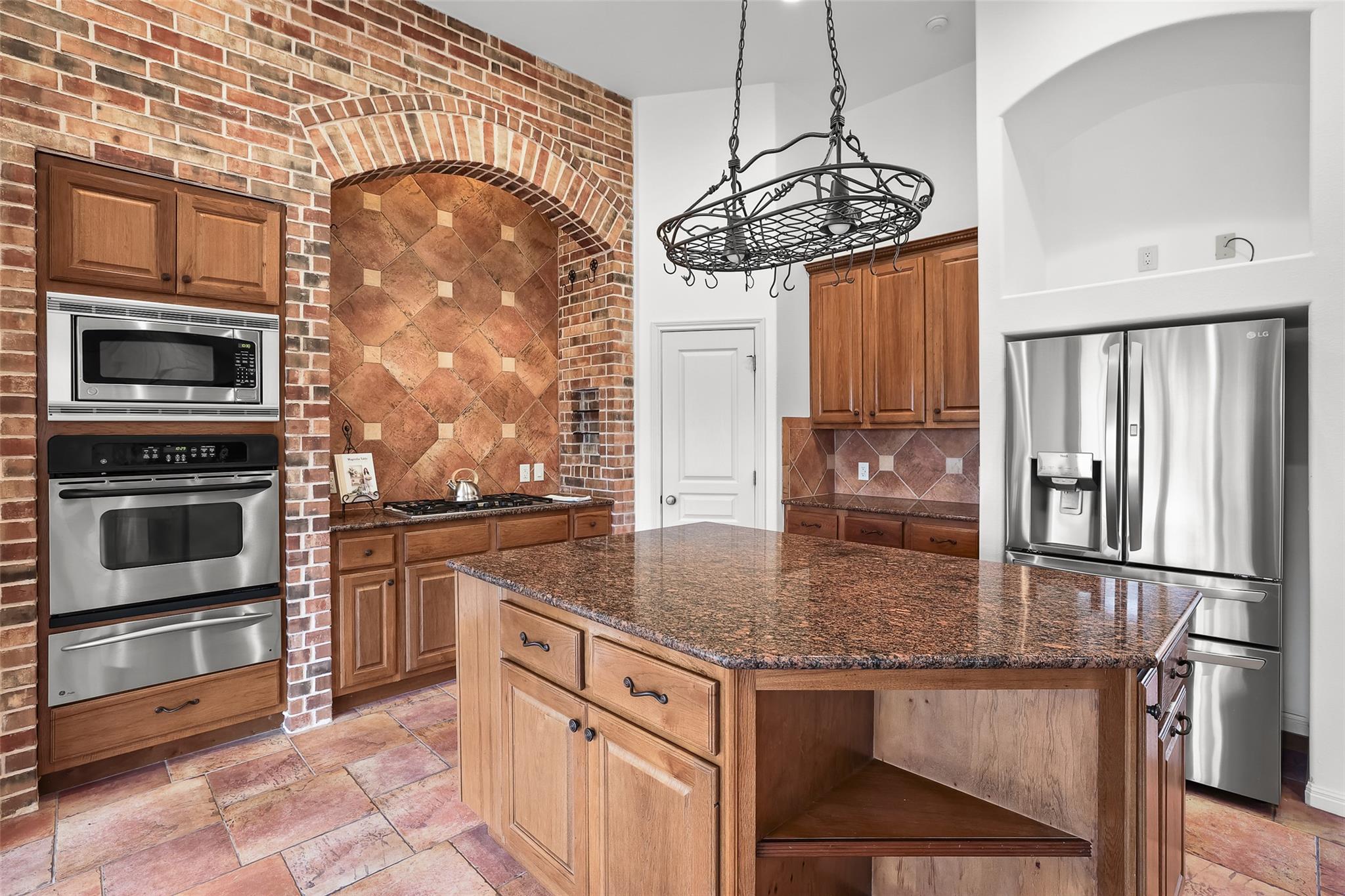 1106 Squaw Valley Leander TX 78641