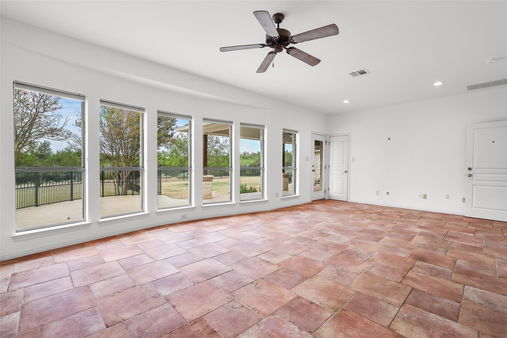 1106 Squaw Valley Leander TX 78641