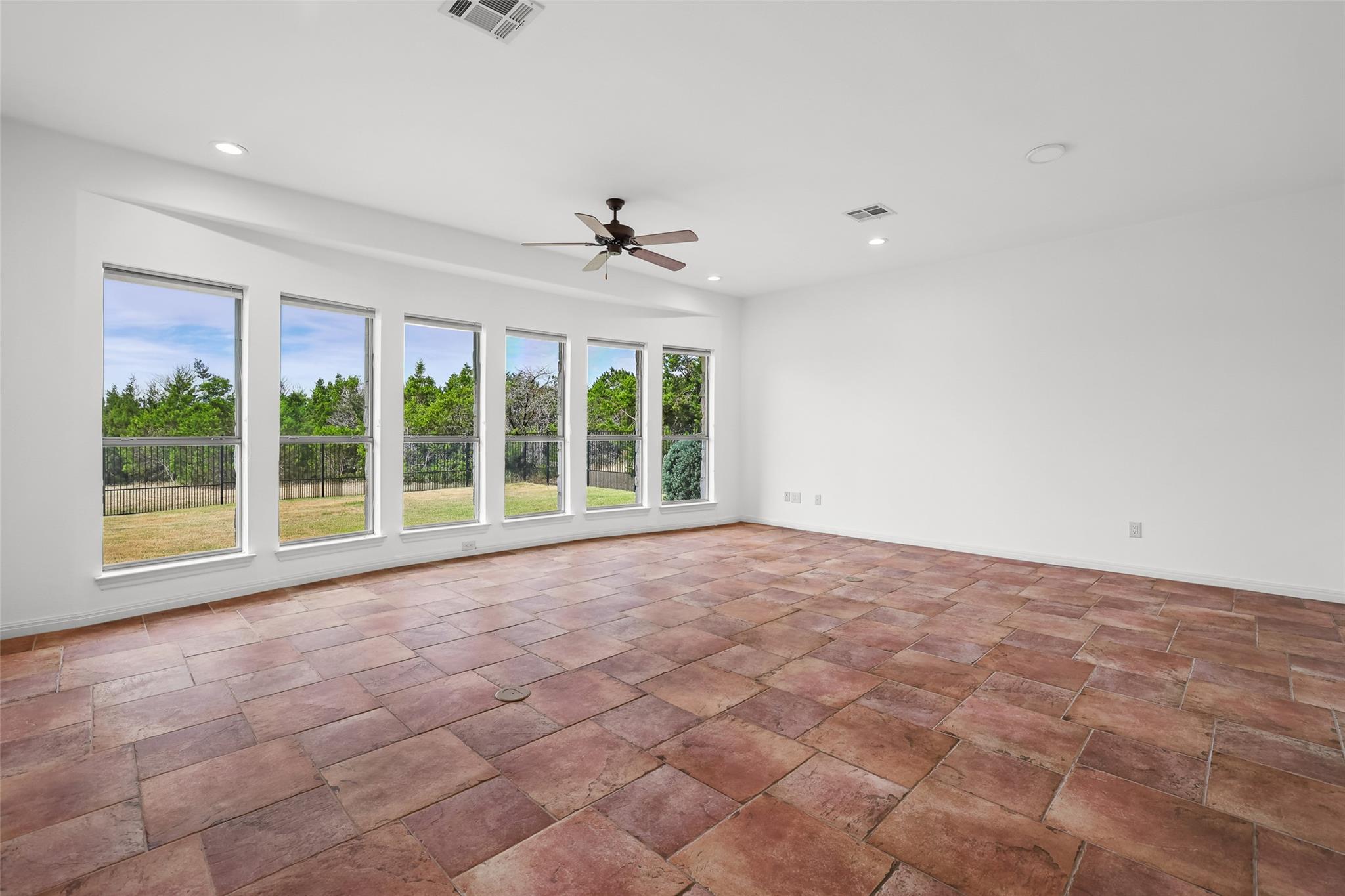 1106 Squaw Valley Leander TX 78641