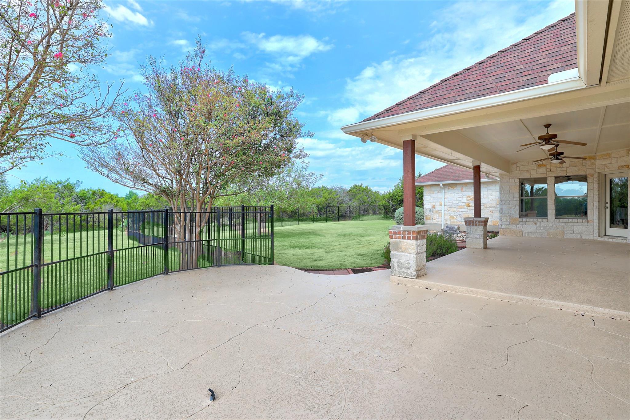 1106 Squaw Valley Leander TX 78641