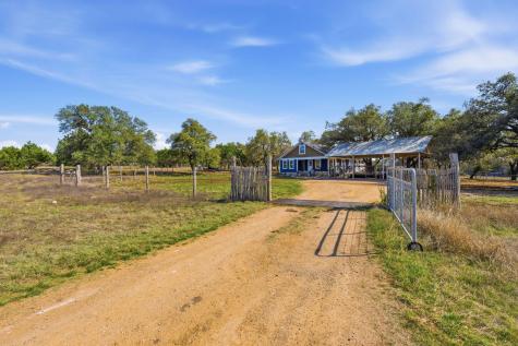 255 Rocky Creek Road Dripping Springs TX 78620