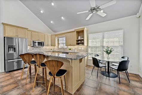 2210 Fredwoods Drive Kingsland TX 78639