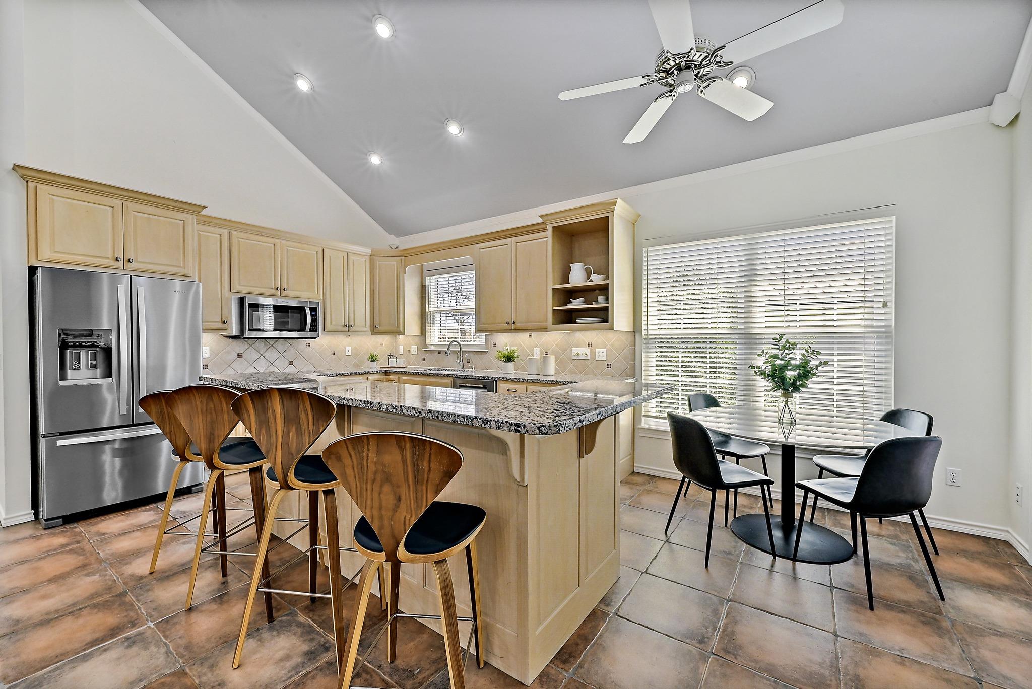 2210 Fredwoods Drive Kingsland TX 78639