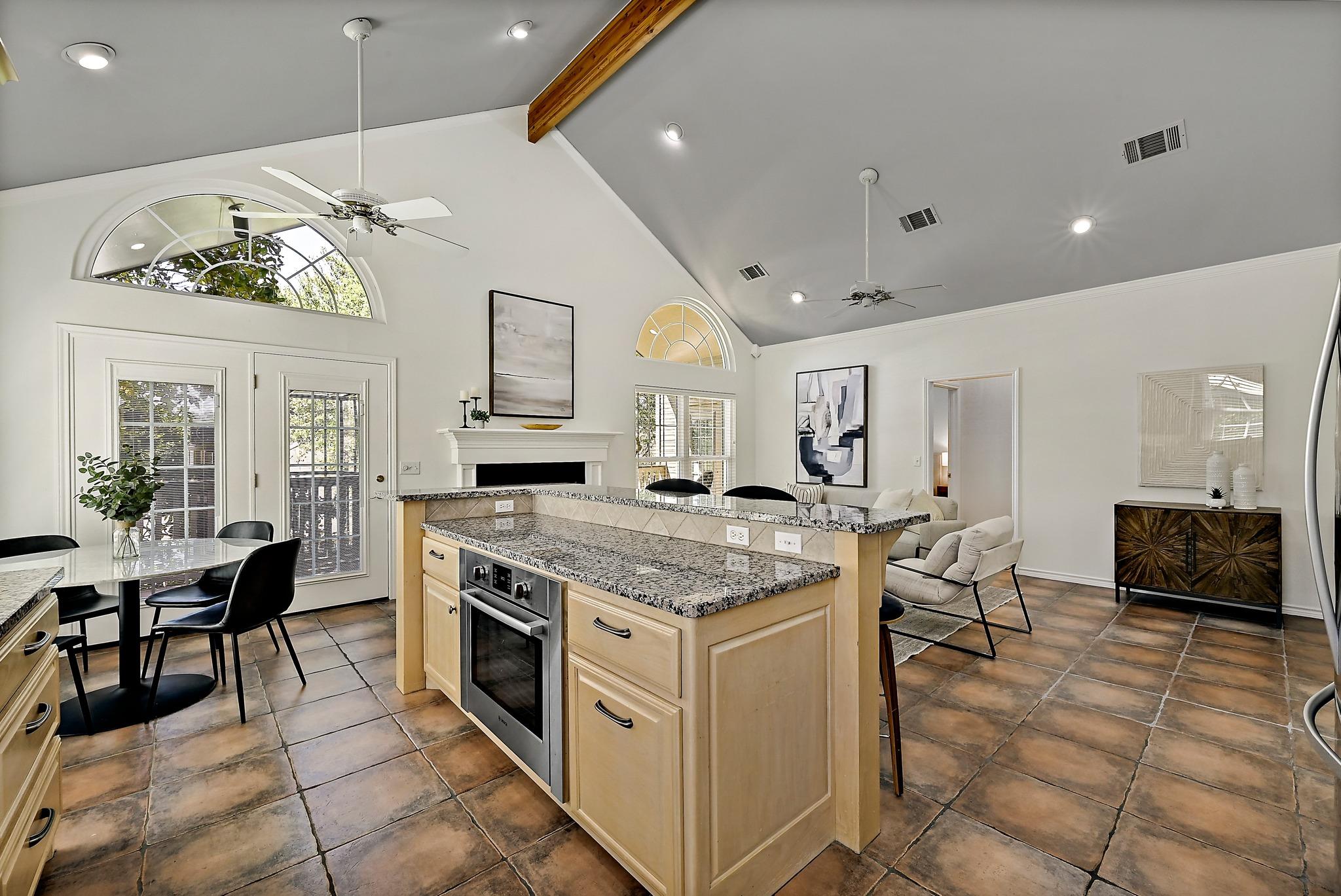 2210 Fredwoods Drive Kingsland TX 78639