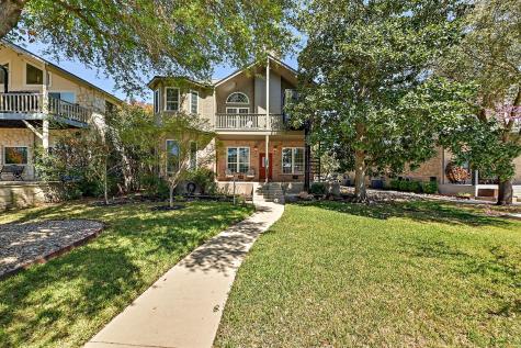 2210 Fredwoods Drive Kingsland TX 78639