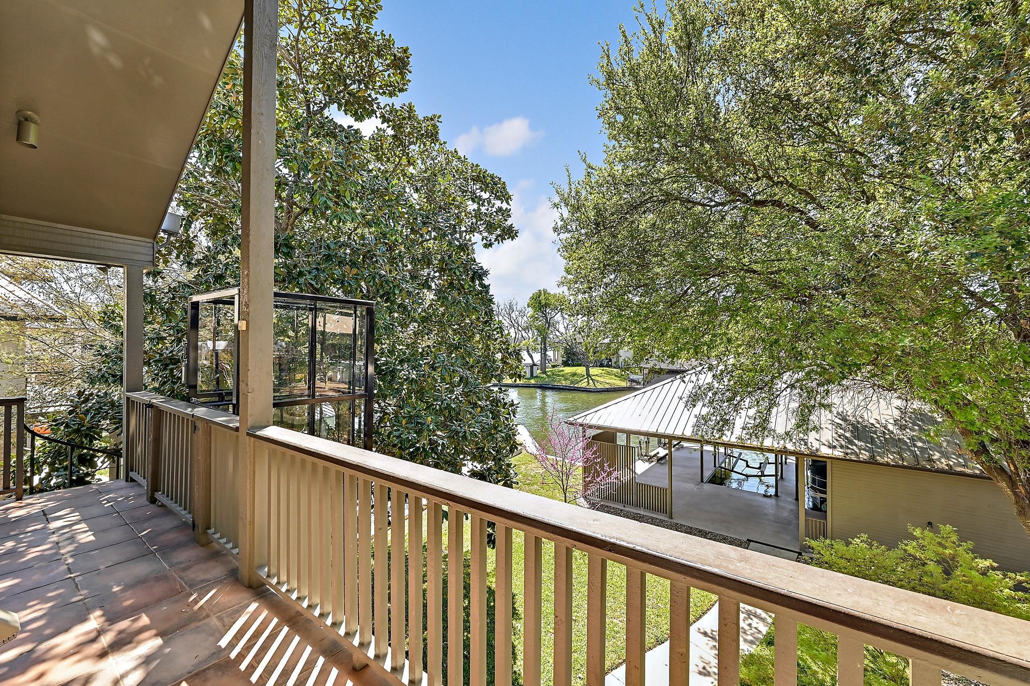 2210 Fredwoods Drive Kingsland TX 78639