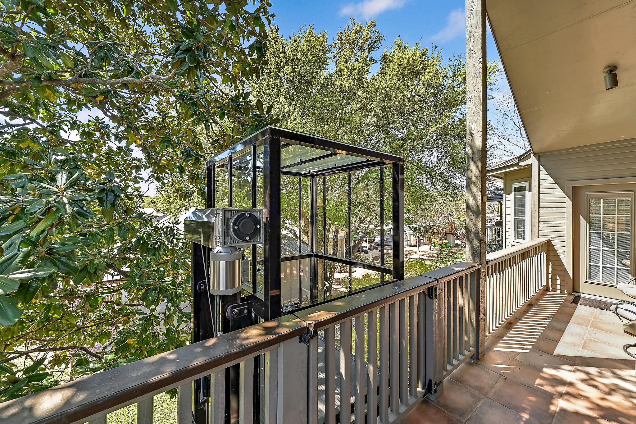 2210 Fredwoods Drive Kingsland TX 78639