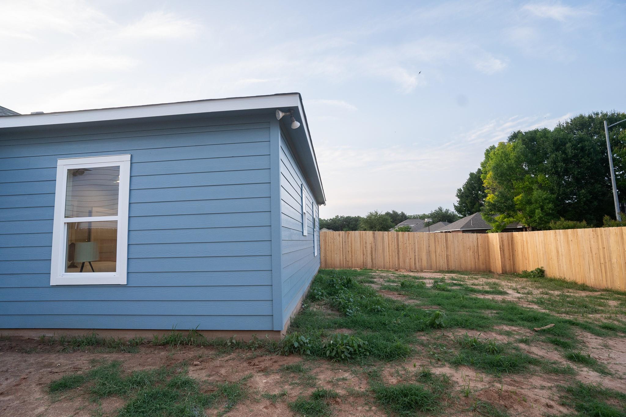 306 String Prairie Way Smithville TX 78957
